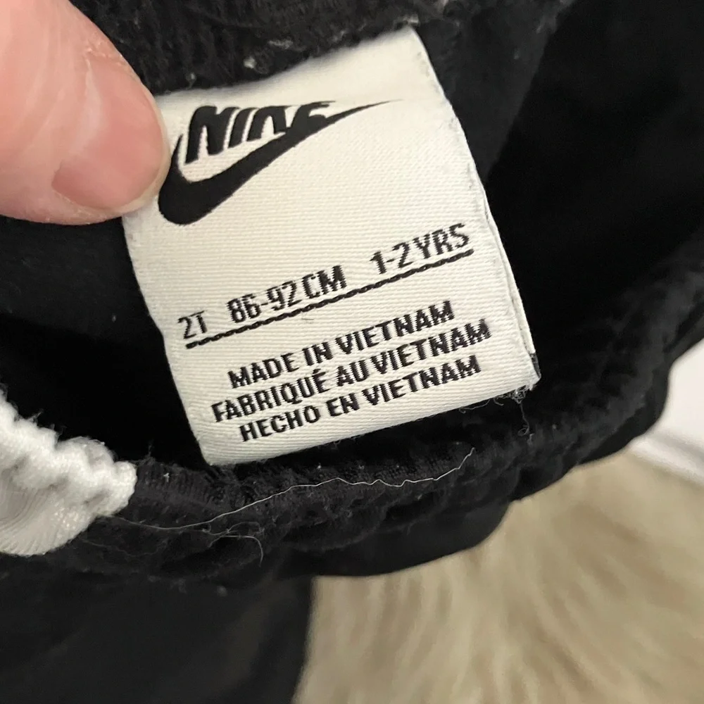 NIKE Baby Boy White/ Black Athletic Jacket and Bottom Set | 2T